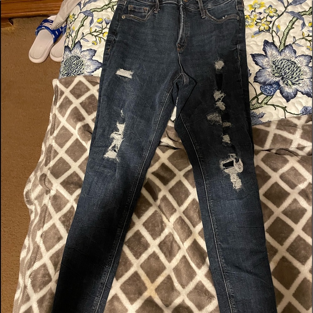 Ripped jeans